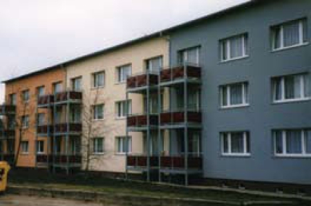 Umbau - Mehrfamilienhaus Loebejuein.jpg